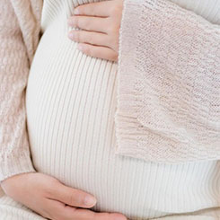 这种策略👨‍👧‍👦🇲🇻让他成功跨越了法🙆👩‍❤️‍💋‍👩律与商业📤⚱